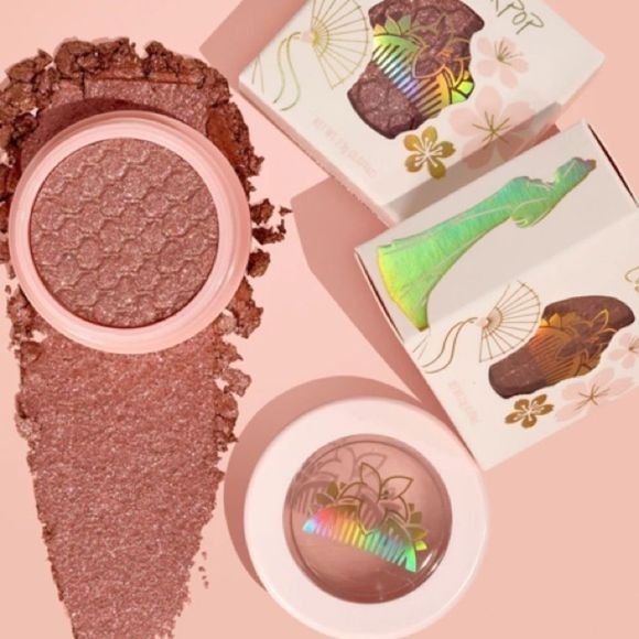 Colourpop Other - 🐉DISNEY HEART OF GOLD REFLECTION SHADOW